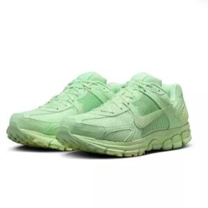 Nike Vomero 5 - Neon Green